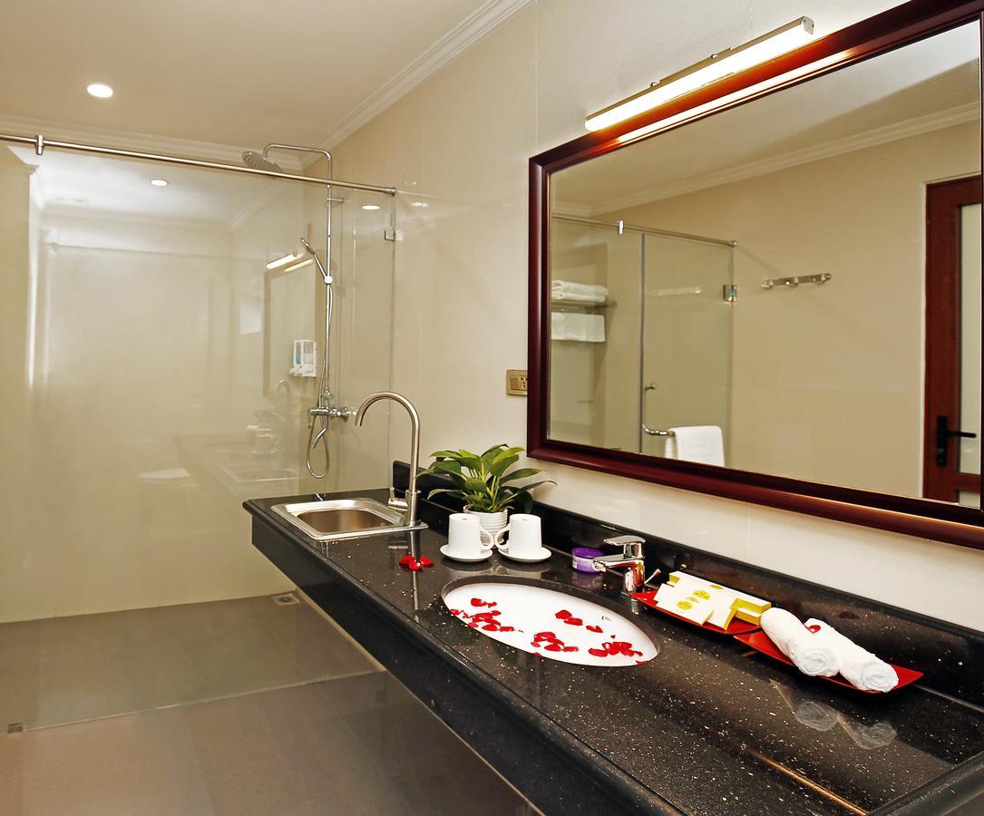 Bac Ninh Uri Hotel Екстериор снимка