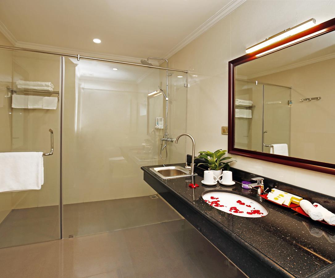 Bac Ninh Uri Hotel Екстериор снимка