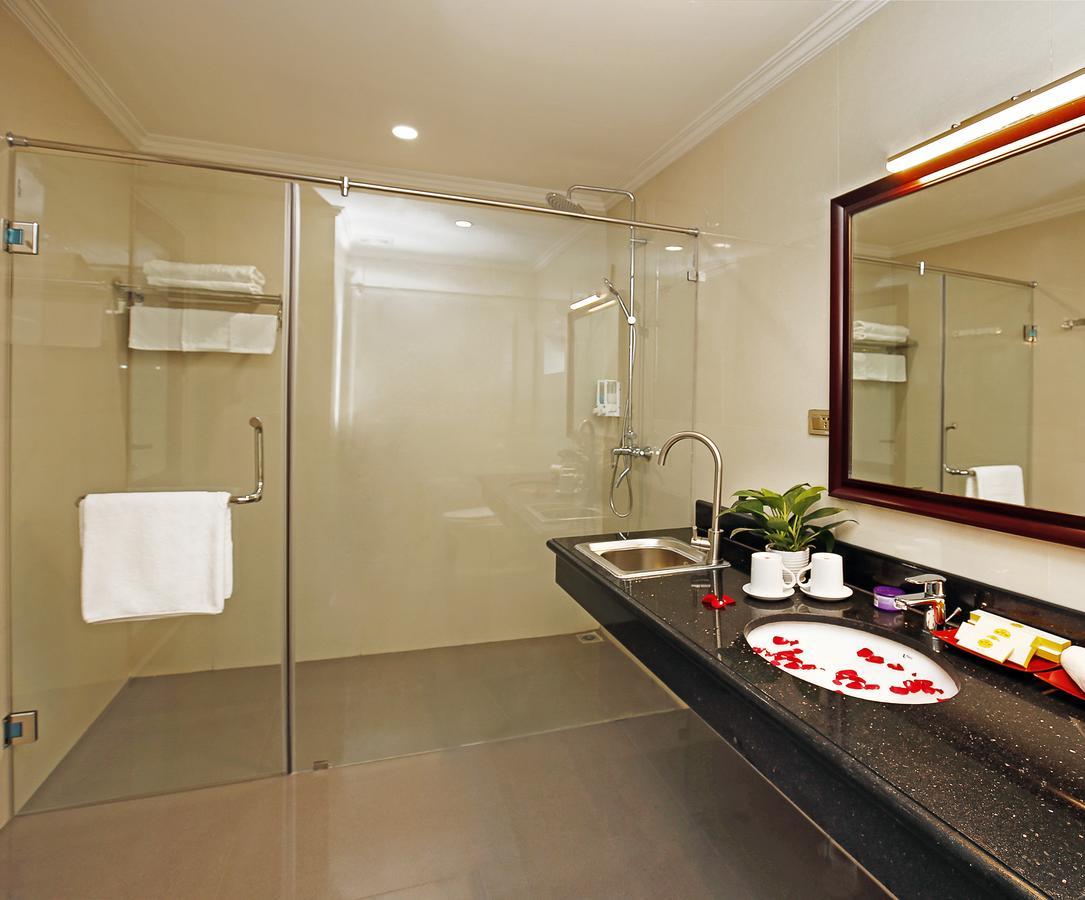 Bac Ninh Uri Hotel Екстериор снимка